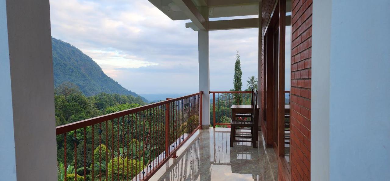 The Mungseng Villa Bali Сингараджа Экстерьер фото